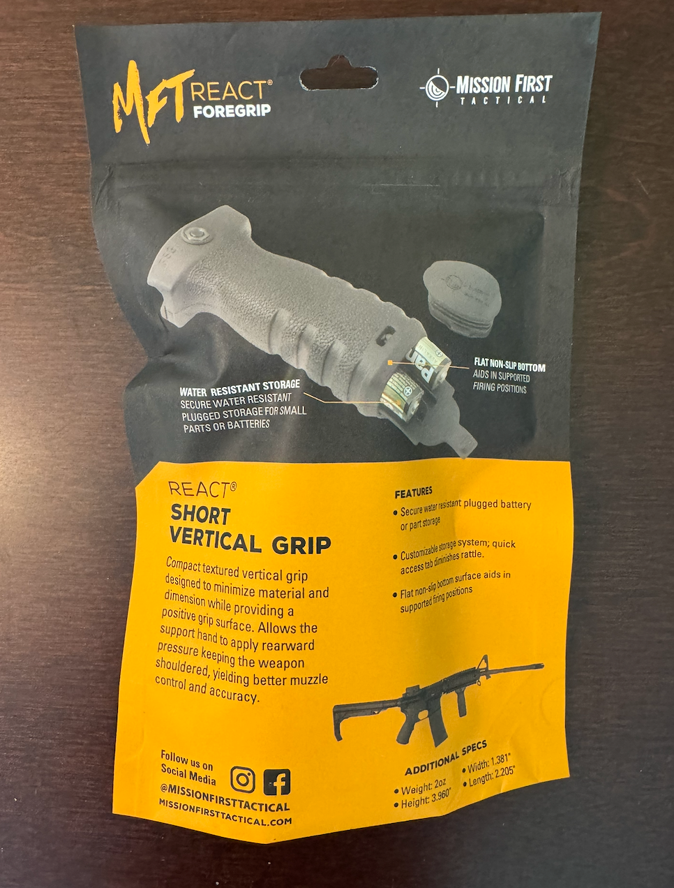 Mission First Tactical REACT Short Vertical Grip, Black