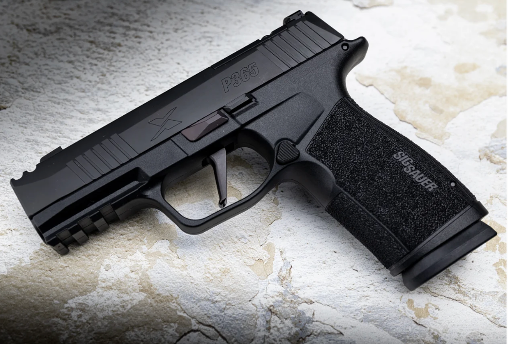 SIG Sauer P365-XMACRO Comp 9mm Optic Ready 17-Round